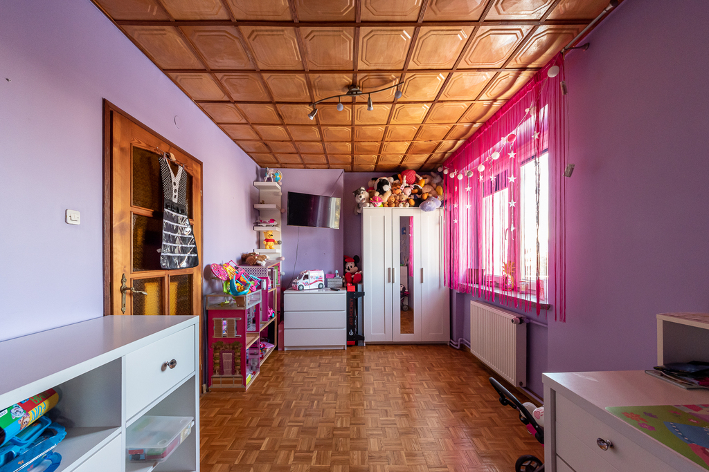 Dom wolnostojący o powierzchni 281 m² - zdjęcie 11