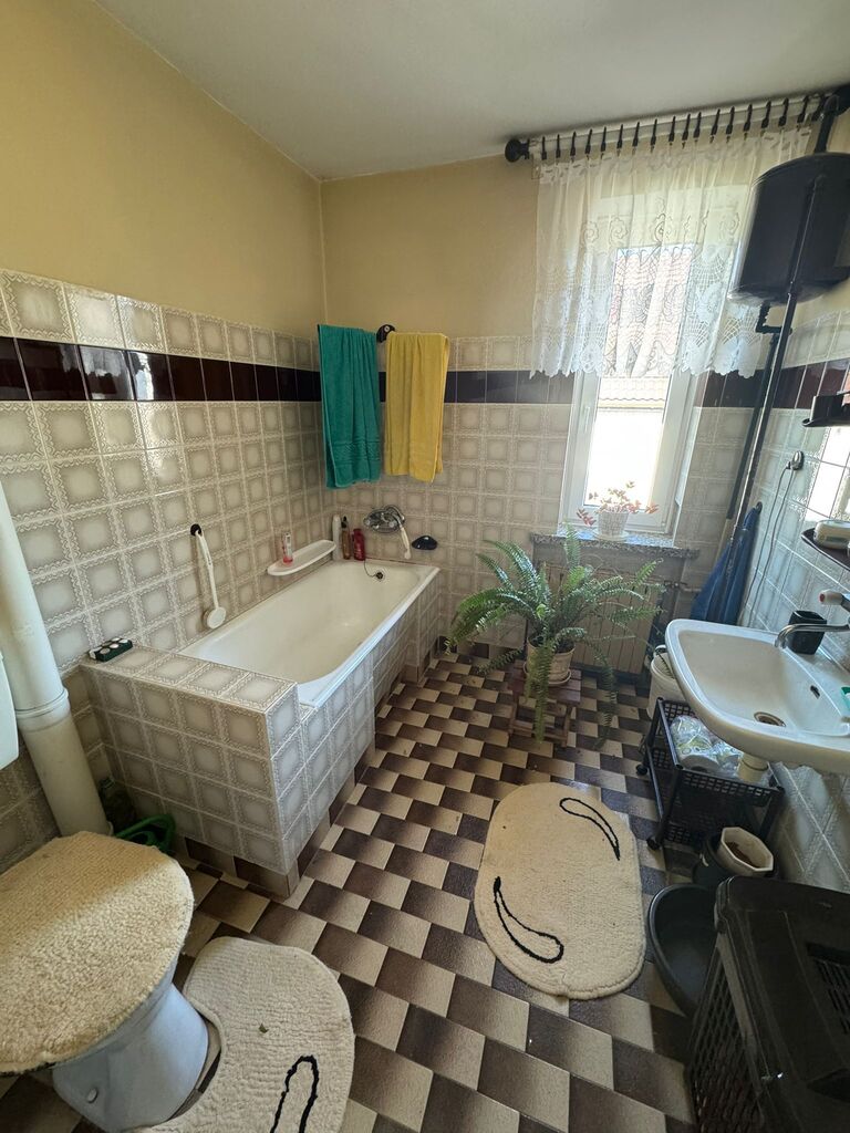 Przestronny dom z potencjałem | 161 m² - zdjęcie 13