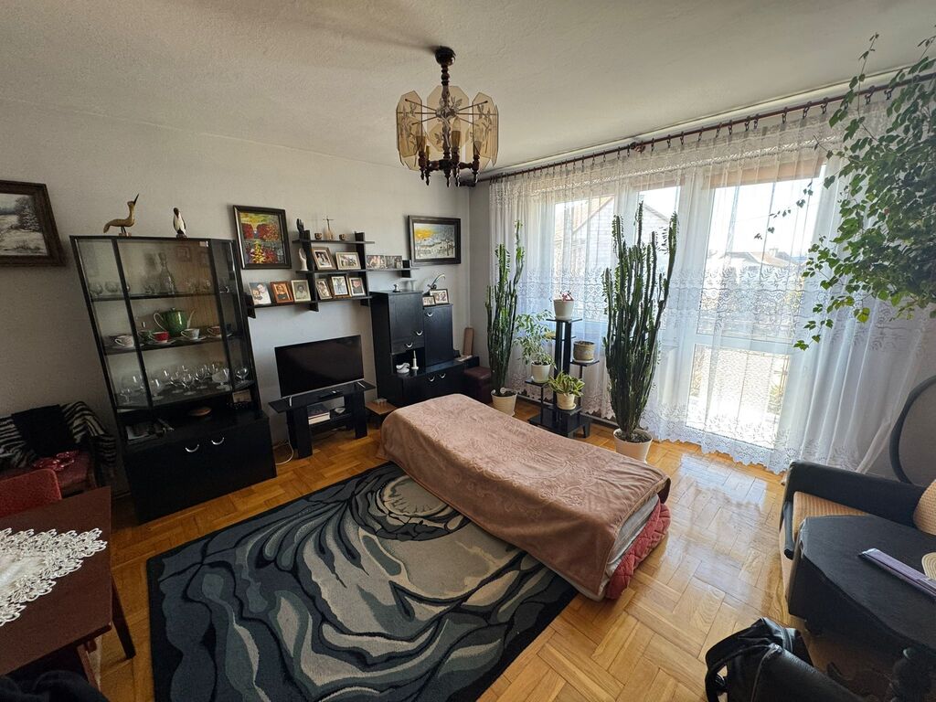 Przestronny dom z potencjałem | 161 m² - zdjęcie 8