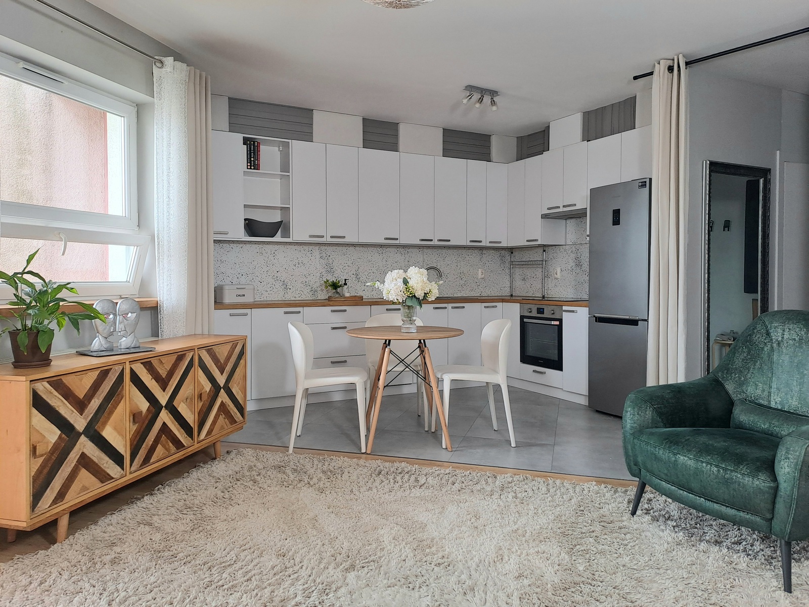 55 m² Mieszkanie 2/3 pokoje Rawska 71 Skierniewice
