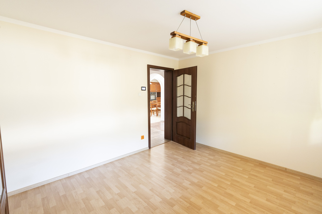 Dom 138,5 m² z tarasem i fotowoltaiką - zdjęcie 8
