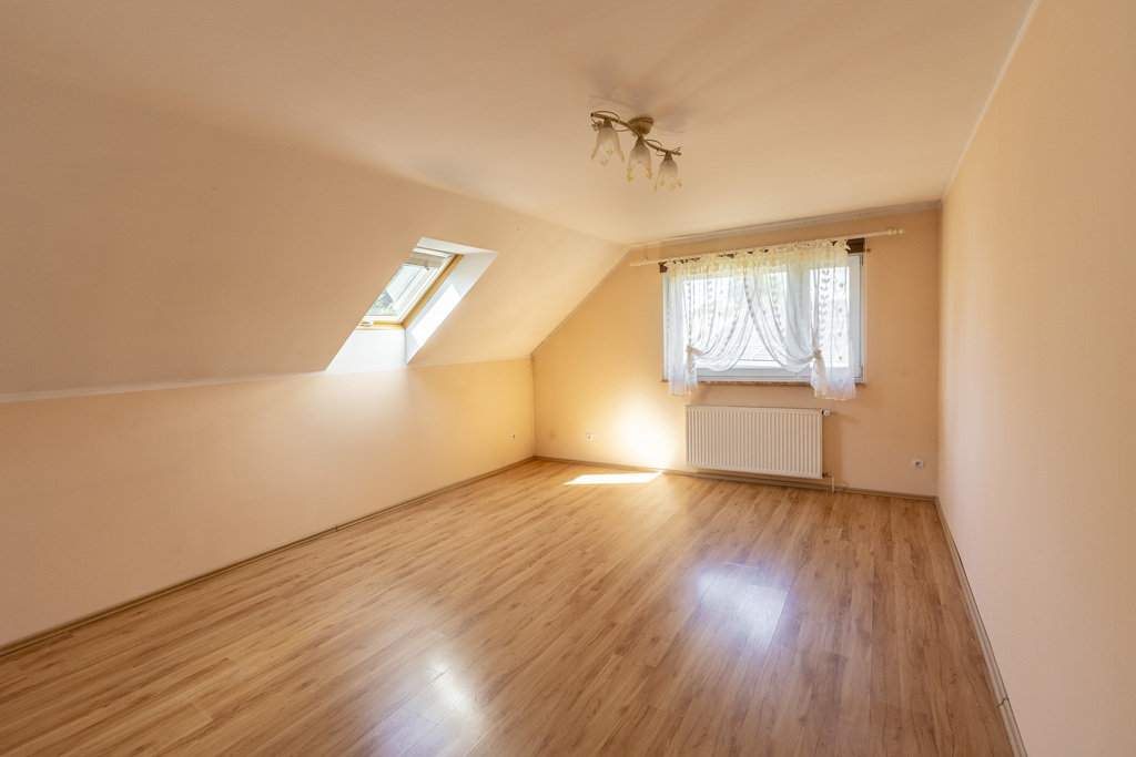 Dom 138,5 m² z tarasem i fotowoltaiką - zdjęcie 13