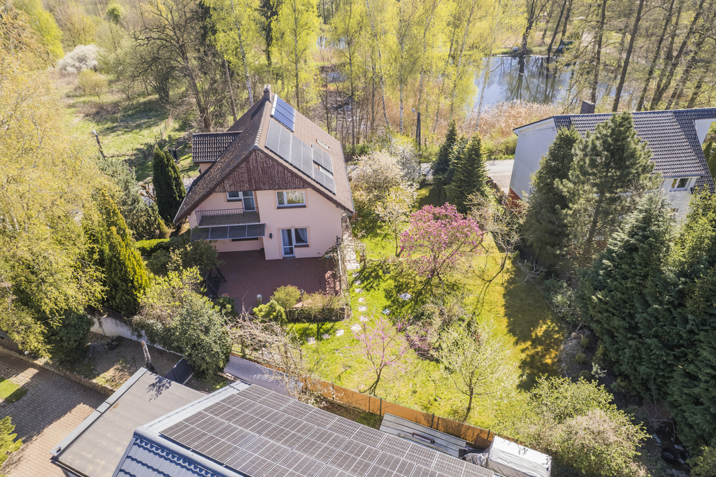 Dom 138,5 m² z tarasem i fotowoltaiką - zdjęcie 34