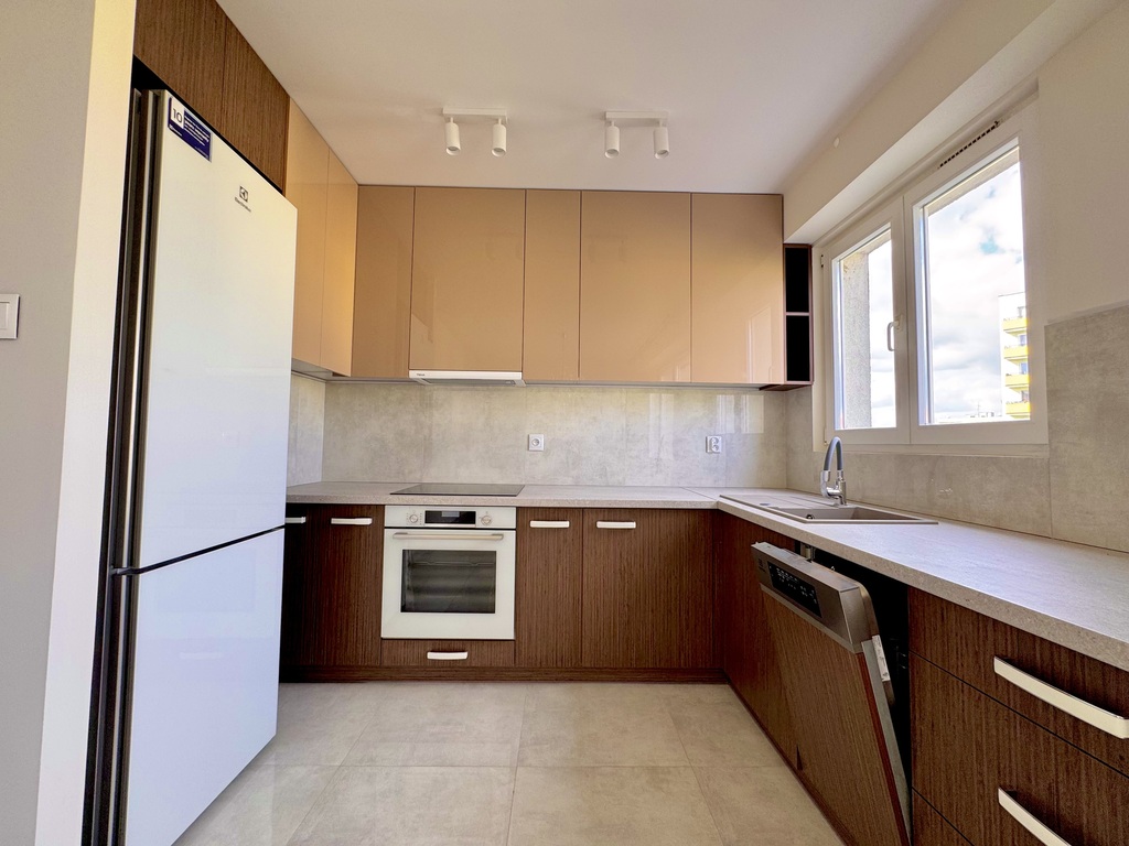 Mieszkanie gotowe do wprowadzenia 59m² po remoncie - zdjęcie 3