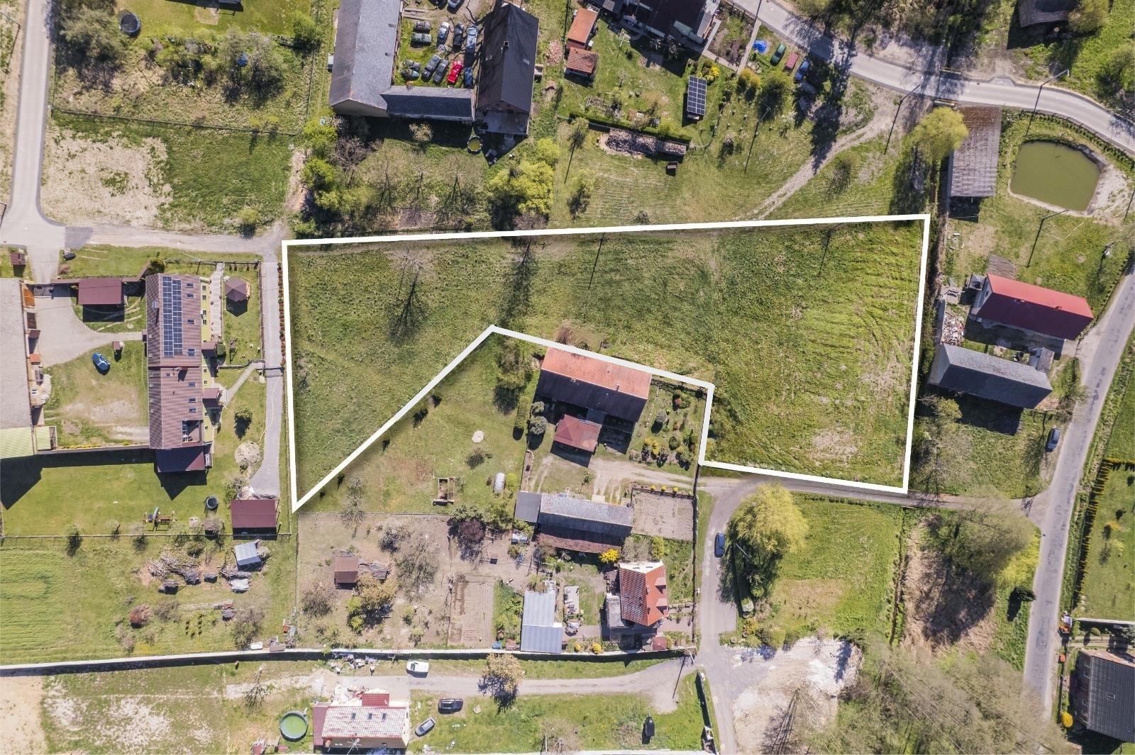 Działka z dojazdem z trzech stron - Górka k. Żar