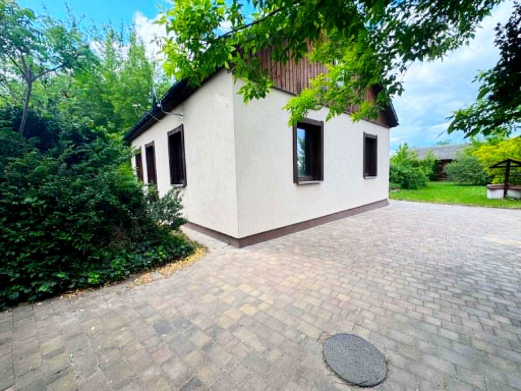 Klimatyczny dom w Woli Duckiej - zdjęcie 4