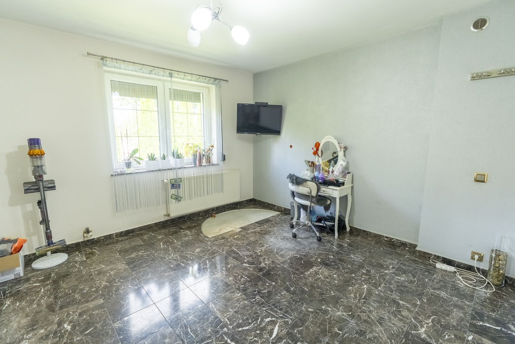Piękny dom 180 m² – Szczaniec - zdjęcie 8