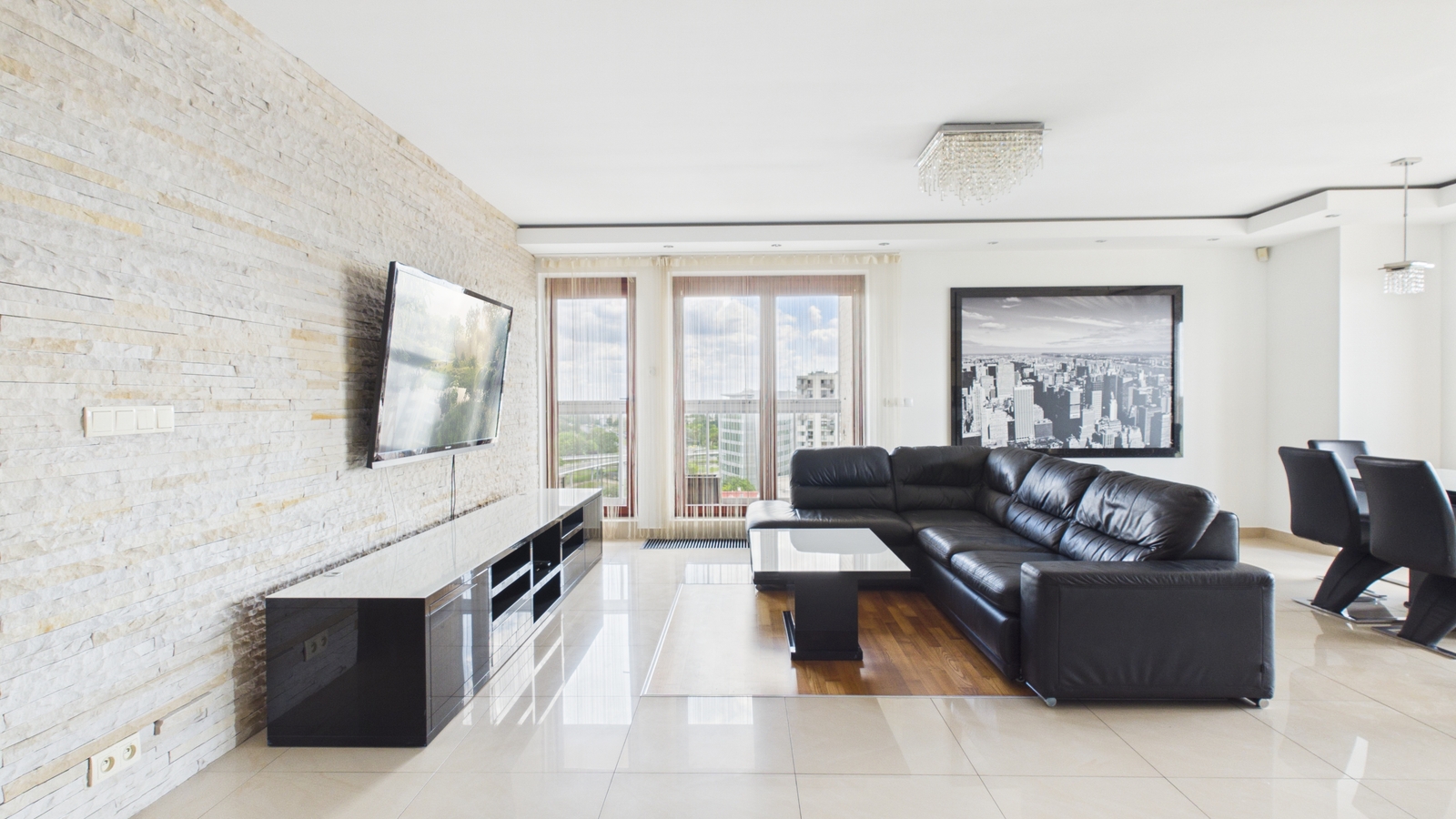 Apartament 115m2 i garaż Panorama Toru Służewiec