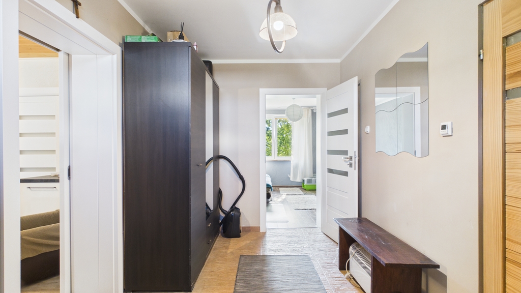 Siedlisko 6900 m² z domem i zabudowaniami - zdjęcie 12
