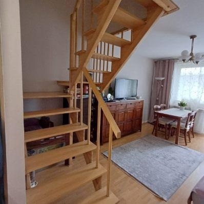 Dwupoziomowe mieszkanie 72 m² Sławin
