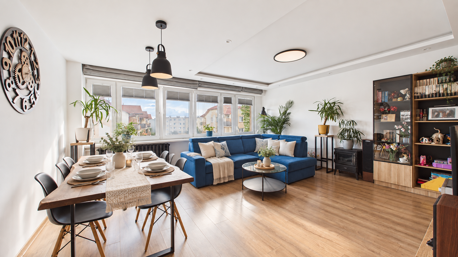 Na sprzedaż 5-pokojowe mieszkanie z garderobą