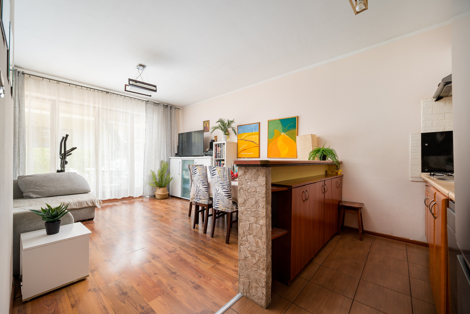 wysoki parter, 43 m², 2 pok., taras 27 m² i garaż